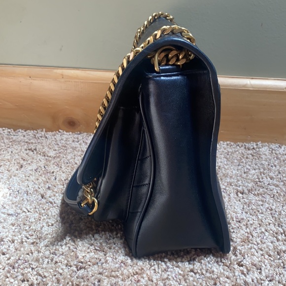 Saint Laurent Medium Niki Leather Bag - Picture 4 of 16